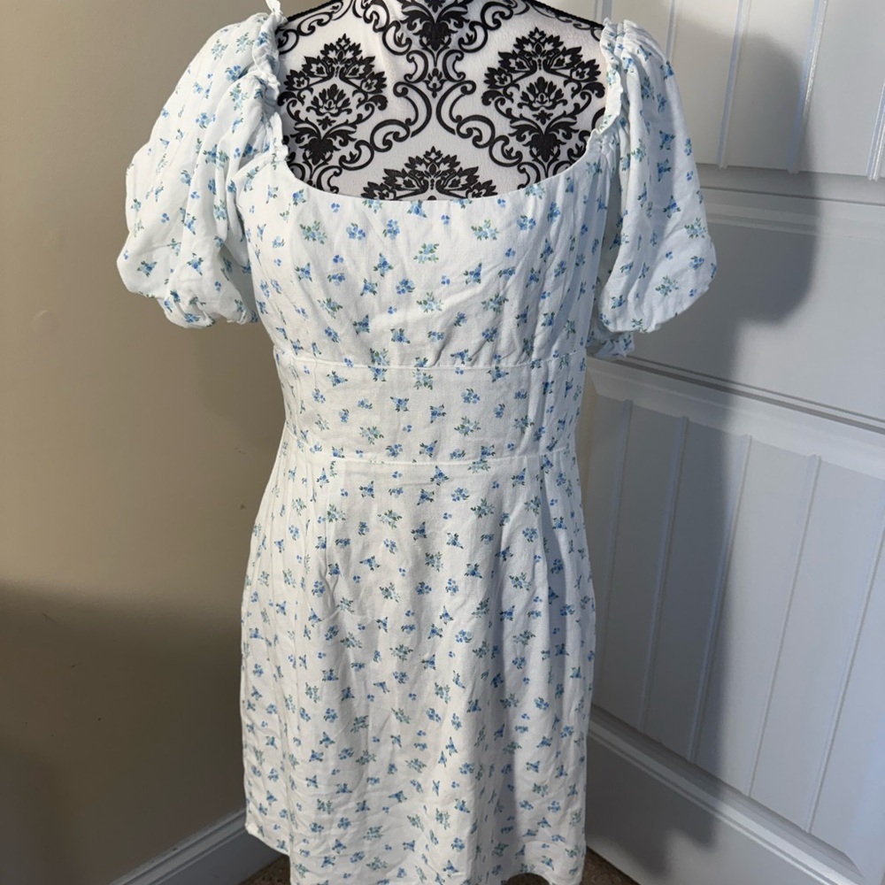 Altar’d State White Floral Puff-Sleeve Mini Dress with Blue Print NWOT